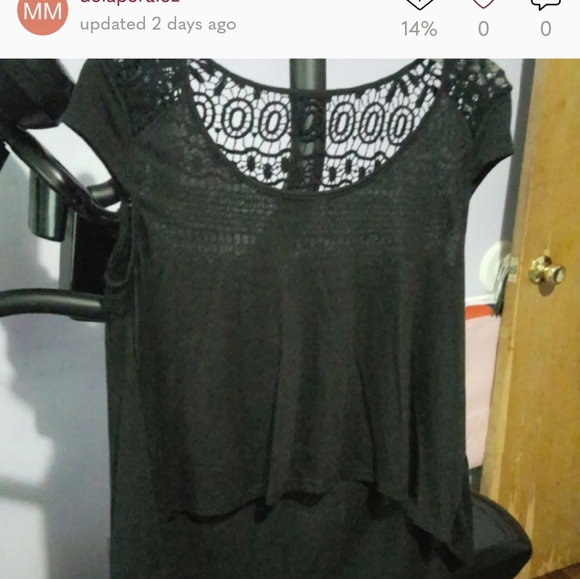 4 tops - Picture 6 of 16